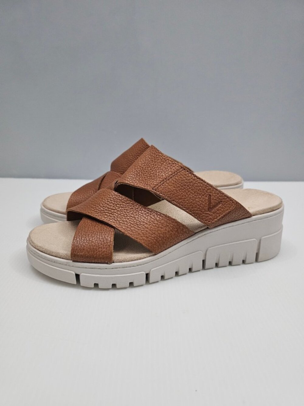 Vionic Uptown Sunset Wedge Sandals Womens 9 Tan Leather Comfort Arch Support